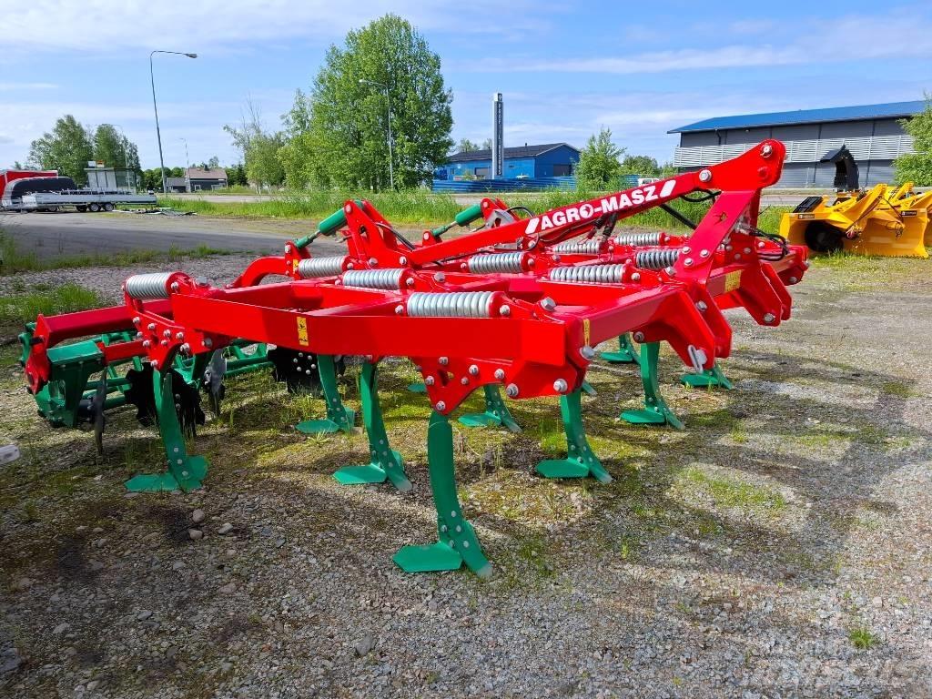 Agro-Masz Runner 35 Grubber