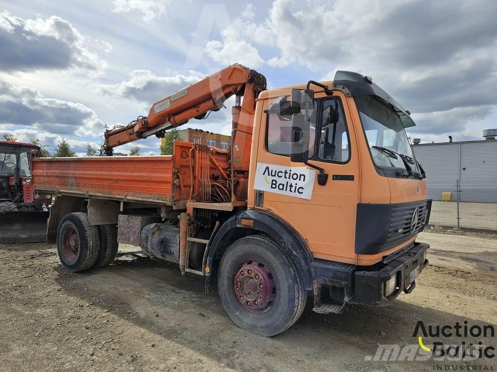 Mercedes-Benz 1722 Kipper