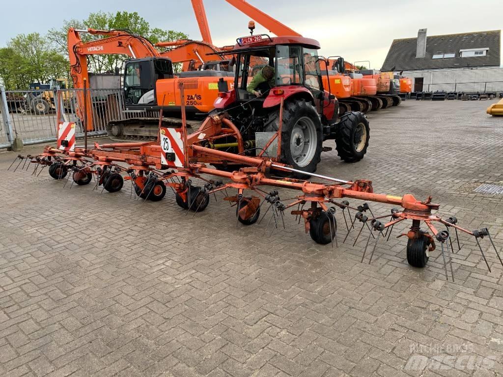 Kuhn 8 Poten Kreiselheuer/-wender