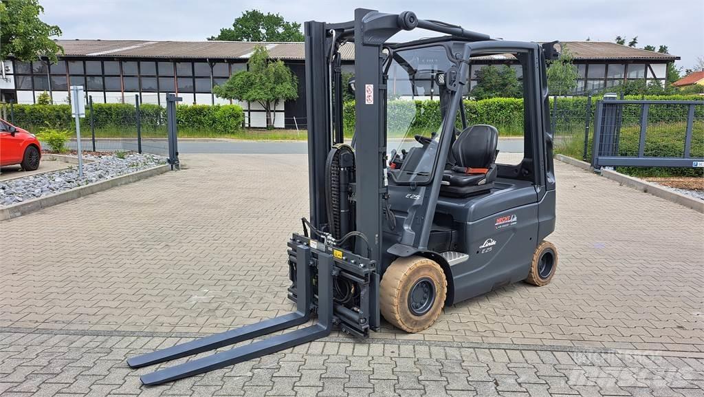 Linde E25-01 Elektrostapler