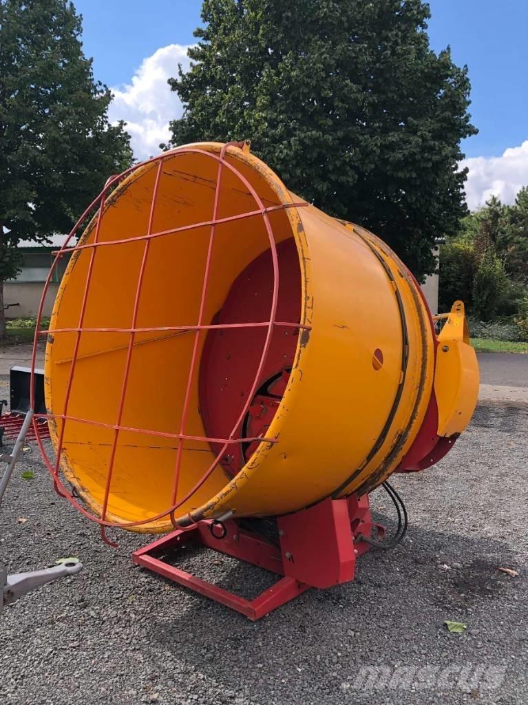 TEAGLE TOMAHAWK 5050 Ballenschredder, -schneider und -wickler