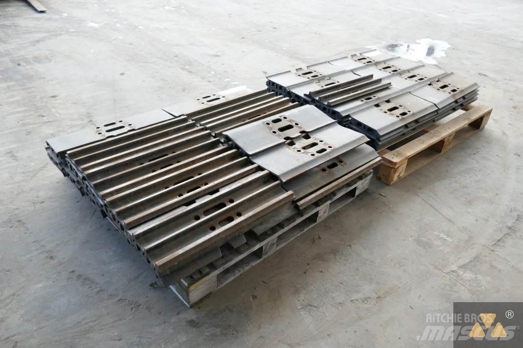 CAT 320 Trackshoes Chassis