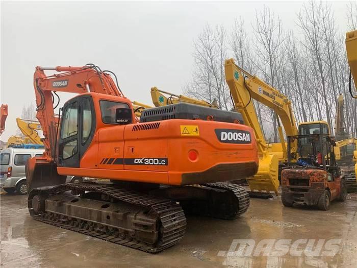 Doosan dx300 Raupenbagger