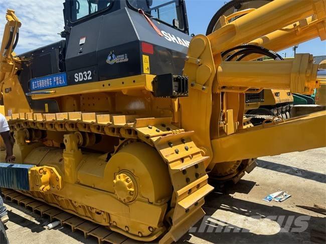 Shantui SD 32 Bulldozer