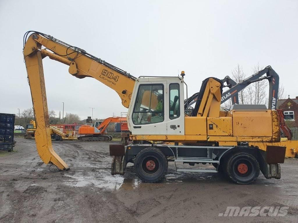 Liebherr A 904 Materialumschlag