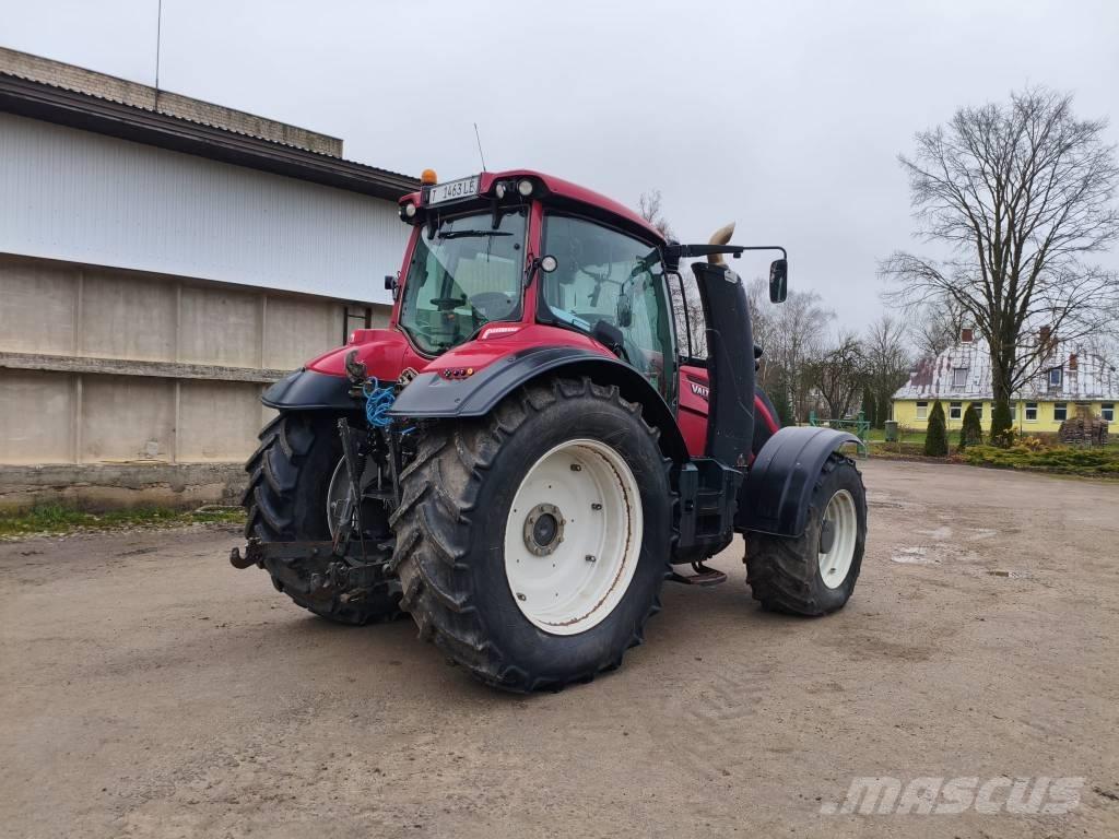 Valtra T 234 V Traktoren