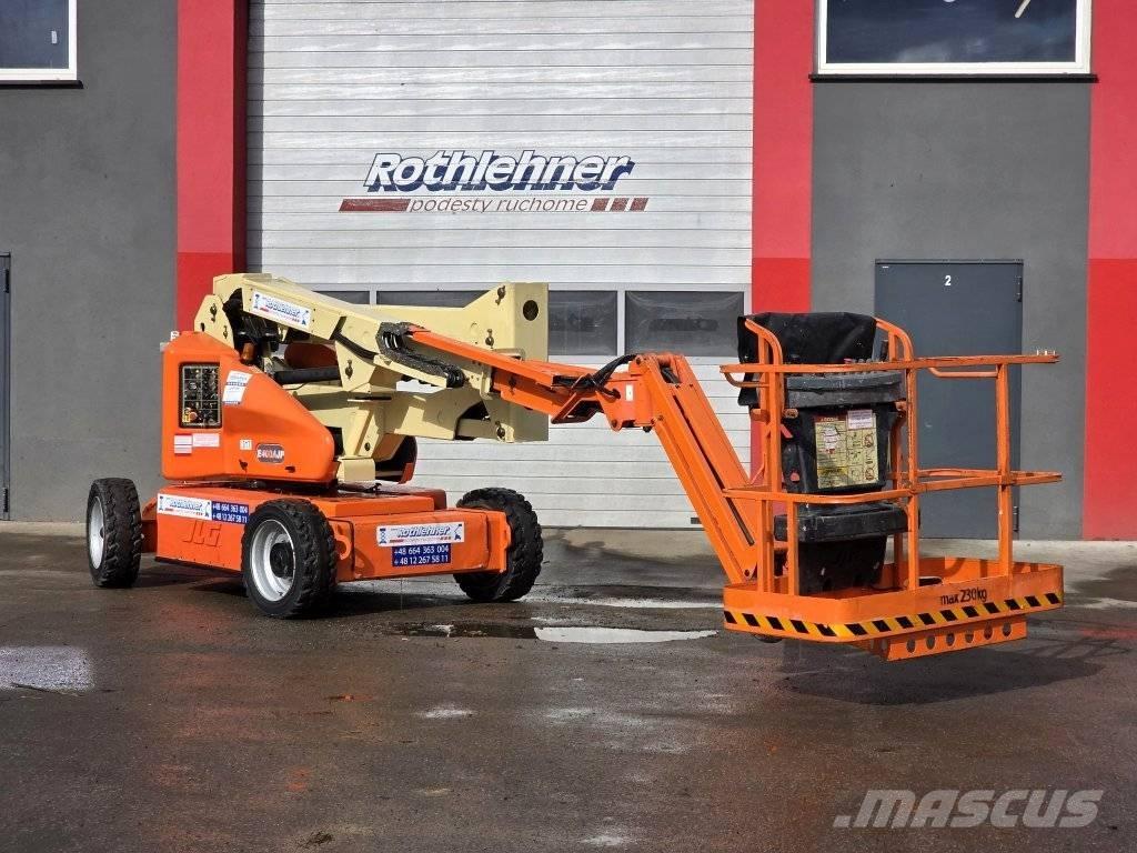 JLG 400 AJP Gelenkteleskoparbeitsbühnen
