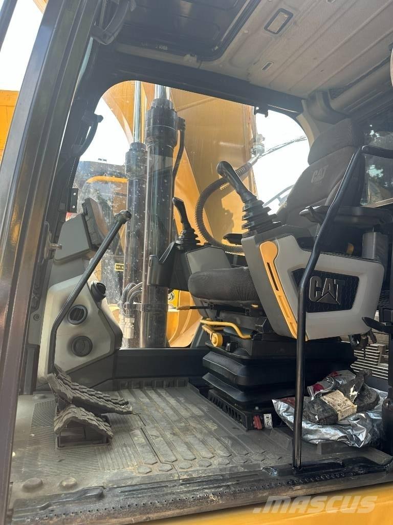 CAT CAT320GC Midibagger  7t - 12t