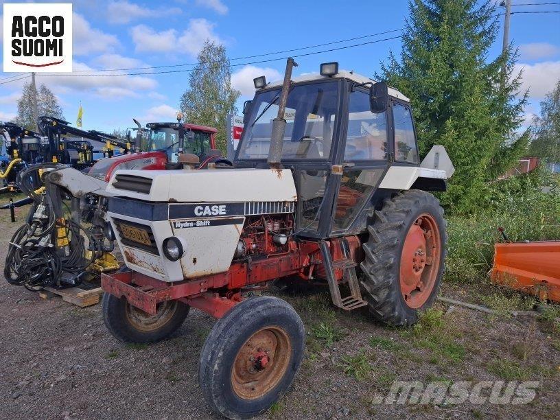 CASE 1490 Traktoren