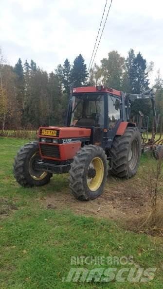Case IH 845 XL Traktoren