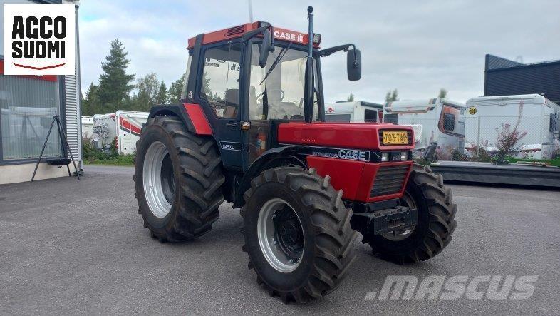 Case IH 845 XL Traktoren