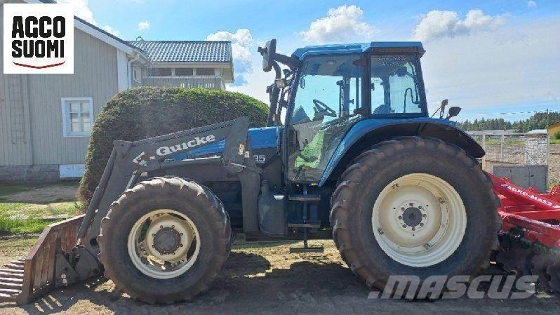 New Holland TM135 Traktoren