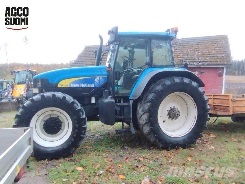 New Holland TM175 Traktoren