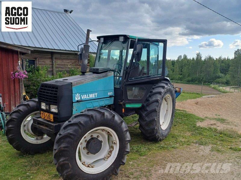 Valmet 665 Traktoren