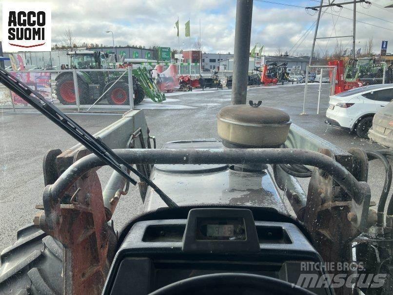 Valmet 8100 Traktoren