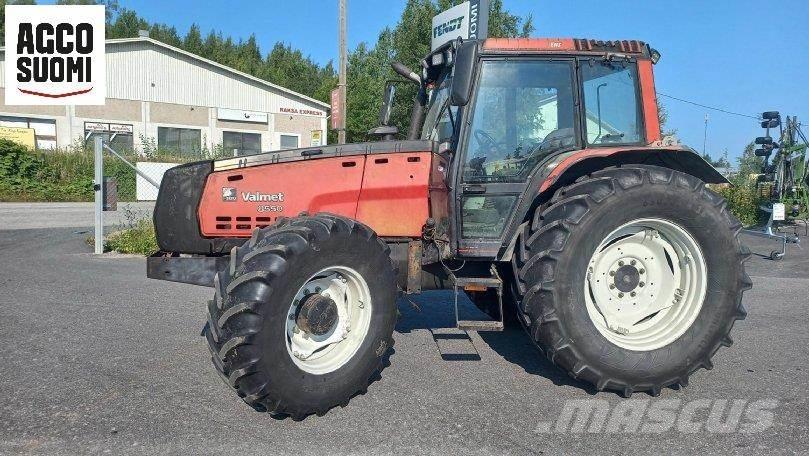 Valmet 8550 MEGA Traktoren