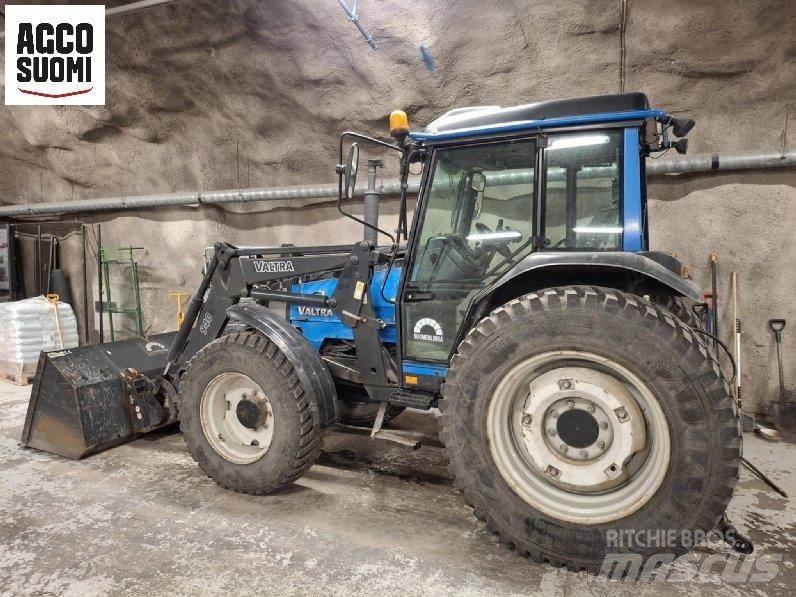 Valtra 700 Traktoren