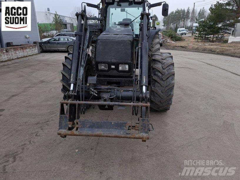 Valtra 8450 HITECH Traktoren