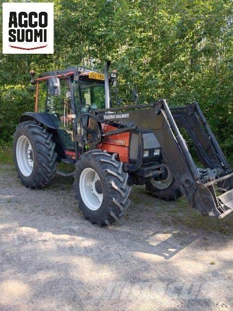 Valtra 900 Traktoren