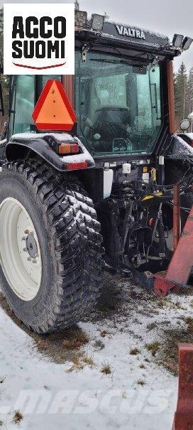 Valtra A93 H Traktoren