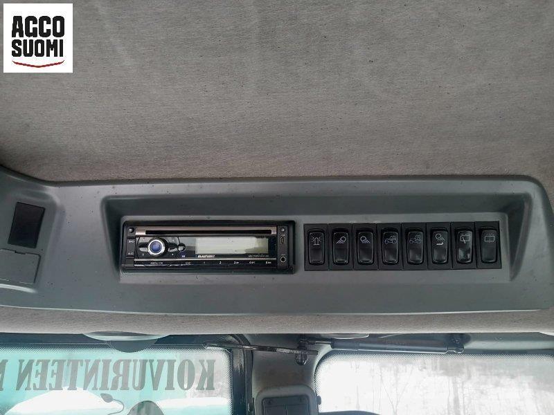 Valtra N141 H Traktoren