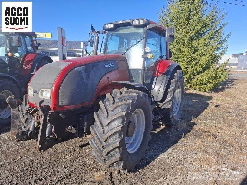 Valtra T150 Traktoren