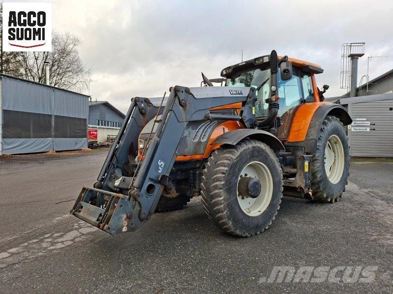 Valtra T162 DIRECT Traktoren