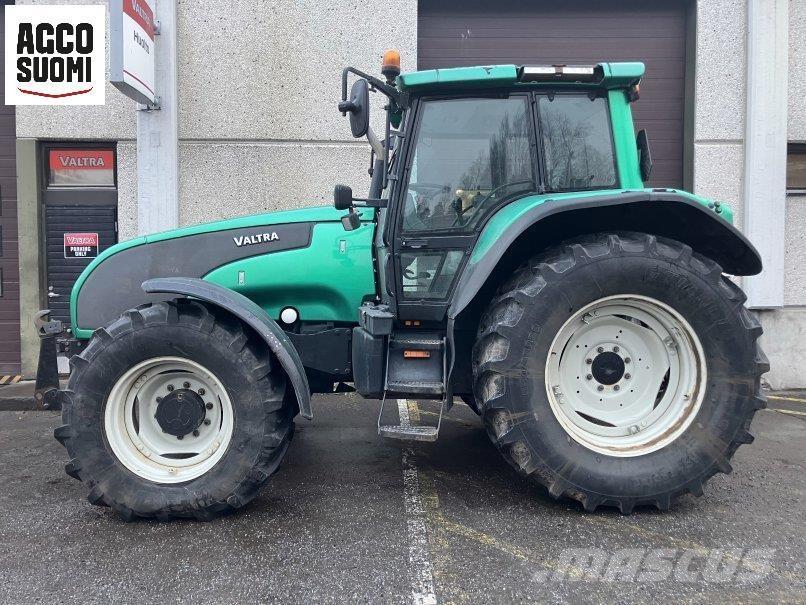 Valtra T170 HITECH Traktoren