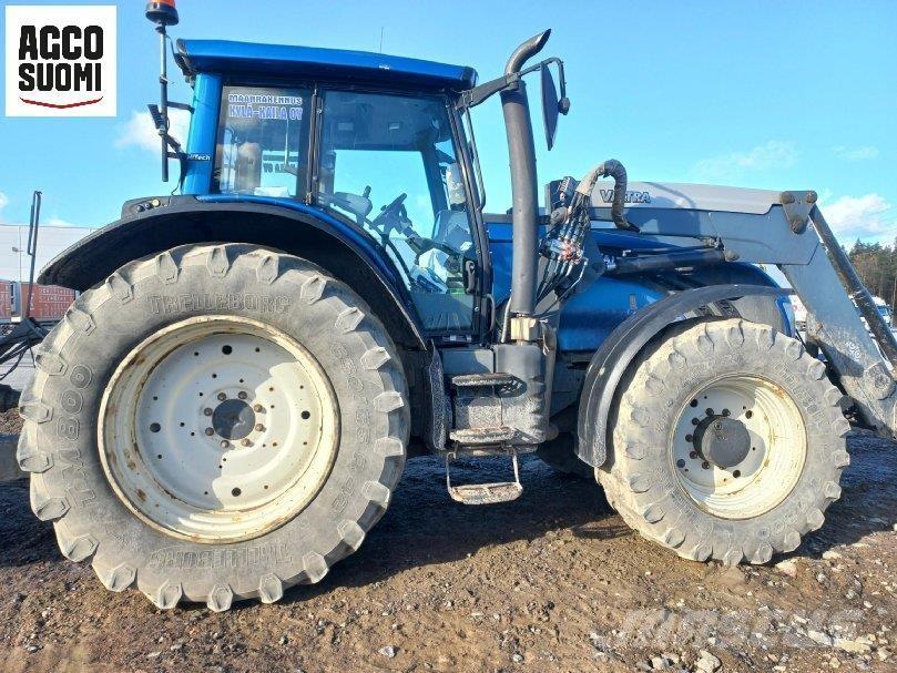 Valtra T173 HITECH Traktoren