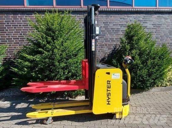 Hyster S 1.4 IL Deichselstapler