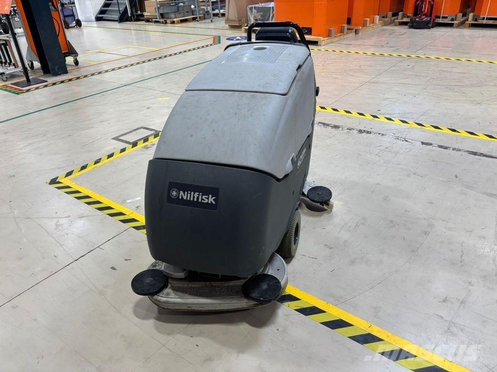Nilfisk BA 651 Kehrer