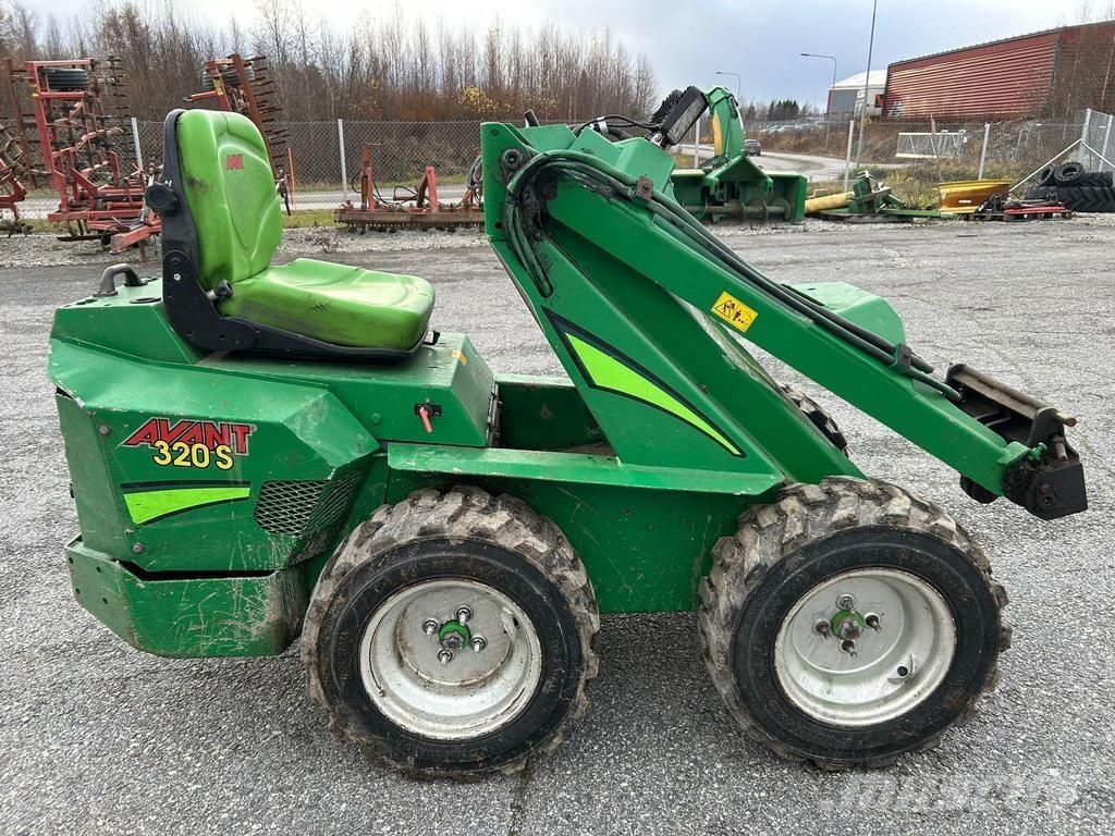 Avant 320S Multifunktionslader