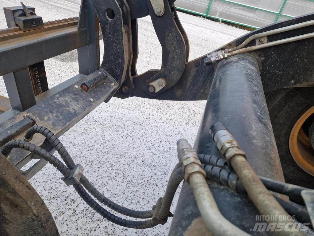 JCB 419S Sonstige Landmaschinen