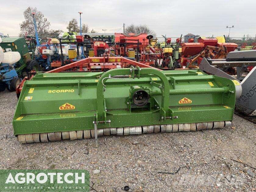 Celli SCORPIO/F 320 Traktoren