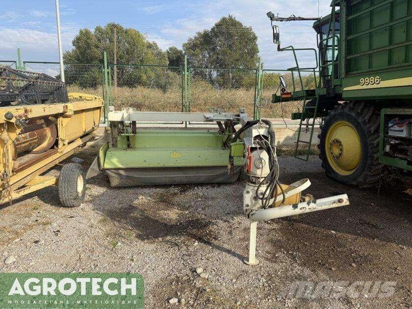 CLAAS DISCO 3050 TRC Traktoren