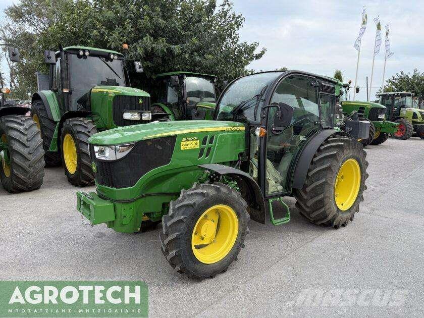 John Deere 5090 GL Traktoren