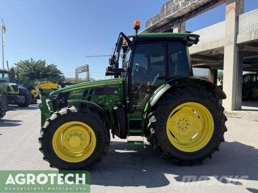 John Deere 5090R Traktoren