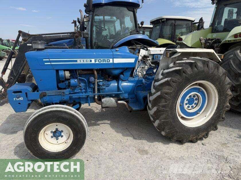 John Deere 6600 Traktoren