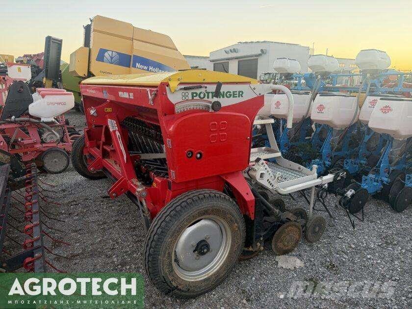 Pöttinger  Traktoren