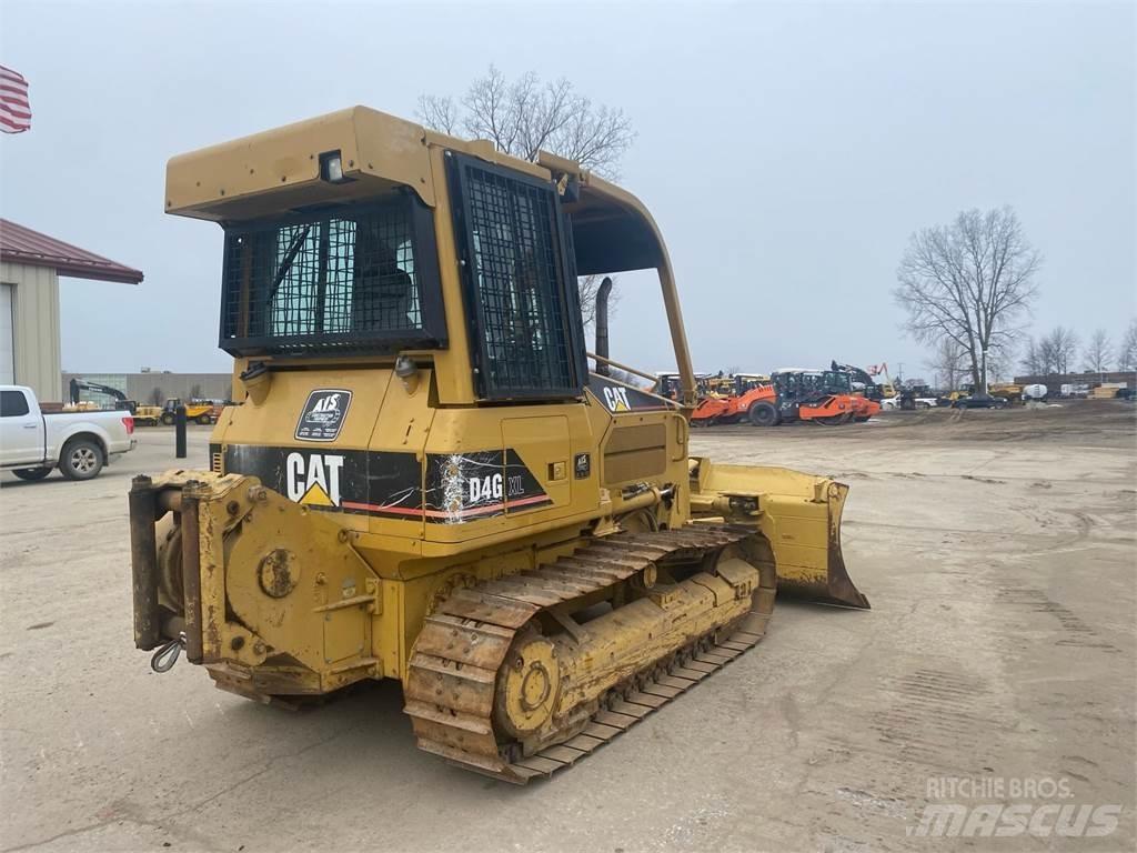 CAT D4G XL Bulldozer