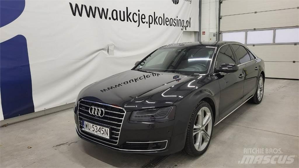 Audi A8 PKWs