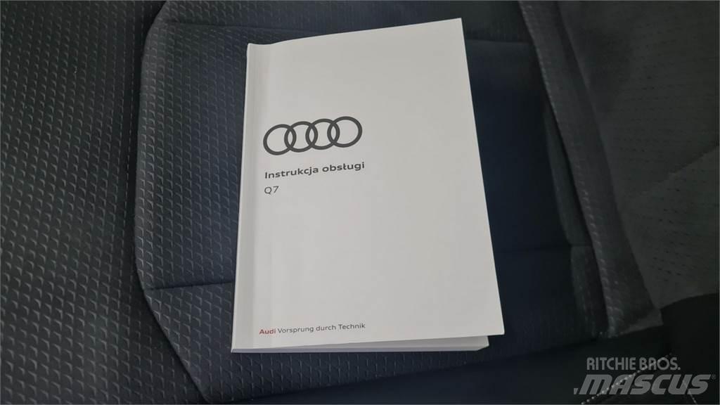 Audi Q7 PKWs
