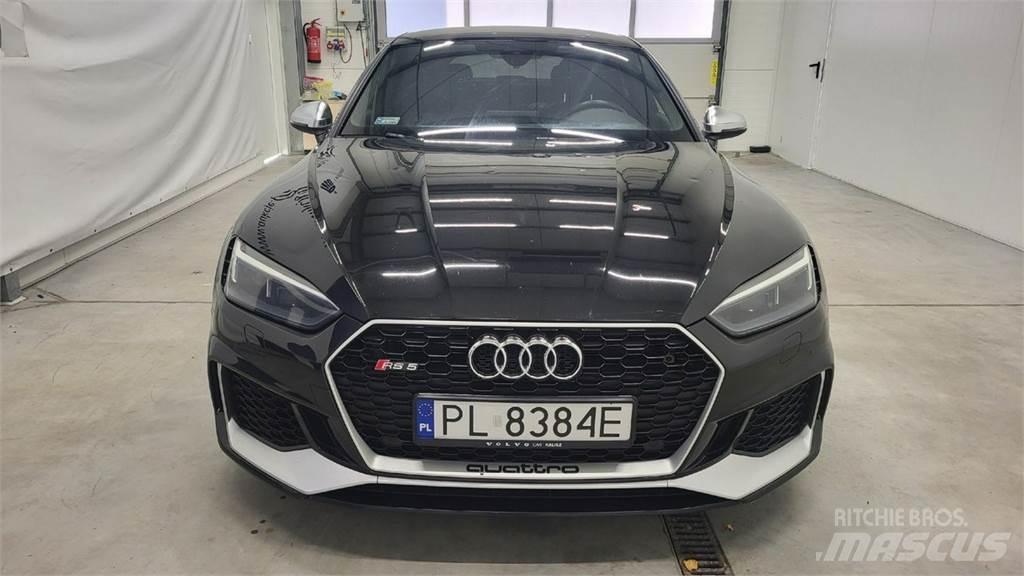 Audi RS5 PKWs