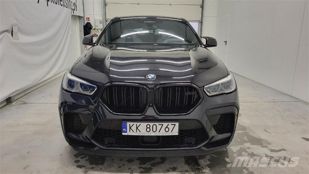 BMW X6 M PKWs