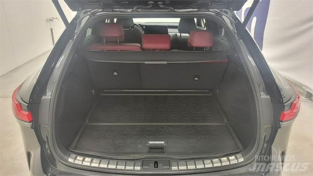 Lexus RX PKWs