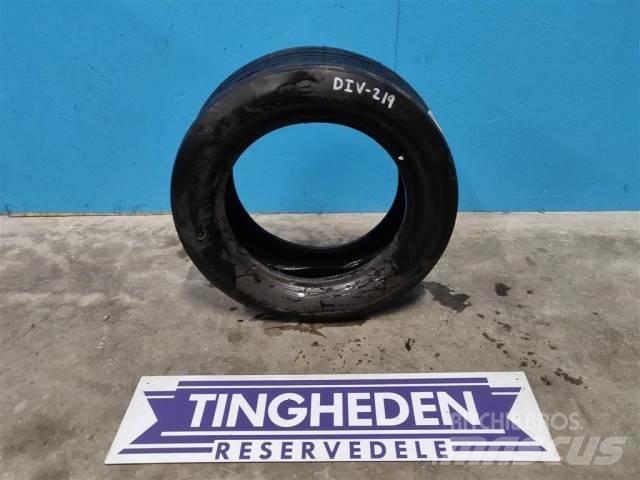  15 215-15 Reifen