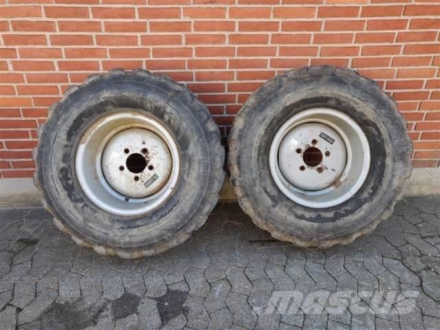  18 365/70R18 Reifen