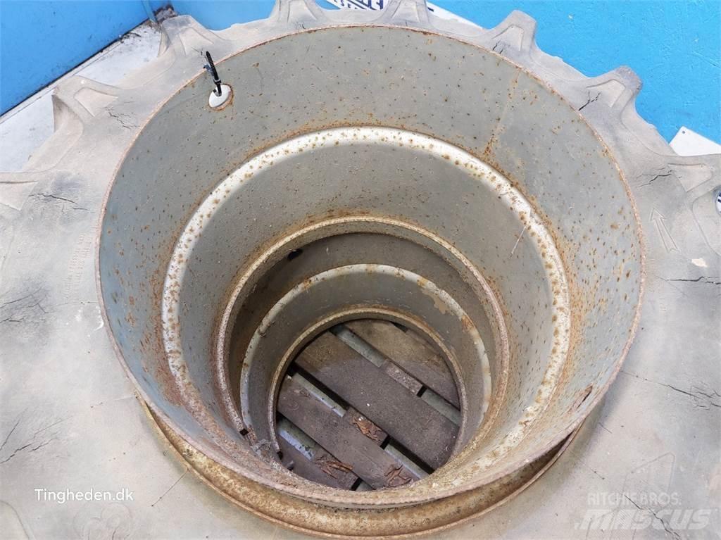 24 16.9R24 Reifen
