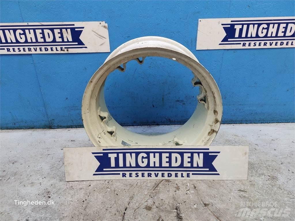  24 W12X24 Reifen