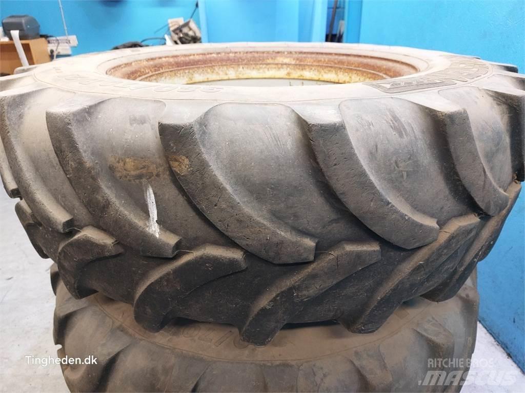  28 380/70R28 Reifen